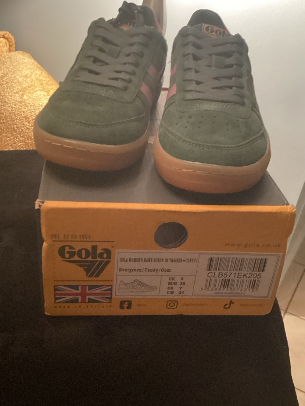 Gola Evergreen Low-Top Sneakers with Candy Stripe
